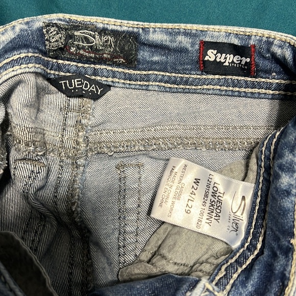 Silver jeans - Picture 3 of 5